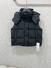 Okify Alo Black Padded Vest Jacket With Detachable Hood - 1