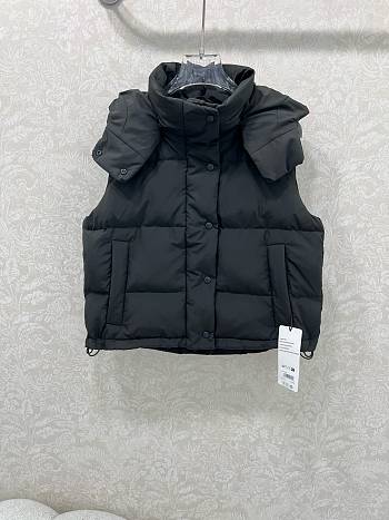 Okify Alo Black Padded Vest Jacket With Detachable Hood