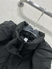 Okify Alo Black Padded Vest Jacket With Detachable Hood - 3