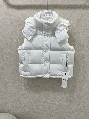 Okify Alo White Padded Vest Jacket With Detachable Hood
