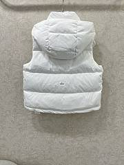 Okify Alo White Padded Vest Jacket With Detachable Hood - 3