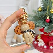 Okify Louis Vuitton Vivienne Ski Bag Charm M02137 - 3