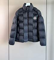 Okify Moncler Black Zippered Down Jacket Unisex - 1