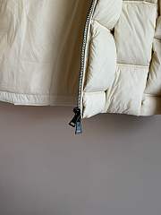 Okify Moncler White Zippered Down Jacket Unisex - 5