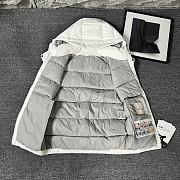 Okify Moncler Bormes White Sleeveless Hooded Down Vest Unisex  - 5