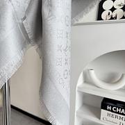 Okify Louis Vuitton Gray Wool And Silk Square Scarf 140x140cm - 5