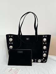 Okify Valentino Garavani Nellcôte Bag In Black Suede 40x30x13cm - 1