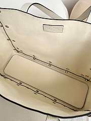 Okify Valentino Garavani Nellcôte Bag In White Calfskin 40x30x13cm - 4