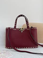 Okify Valentino Garavani Rockstud Large Bag In Dark Red 32x29x7cm - 1