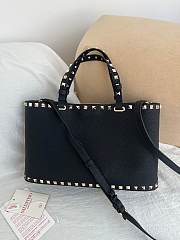 Okify Valentino Garavani Rockstud Large Bag In Black 32x29x7cm - 3