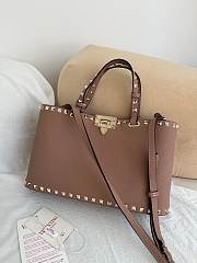 Okify Valentino Garavani Rockstud Large Bag In Brown 32x29x7cm - 3