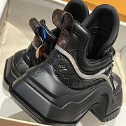 Okify Louis Vuitton Archlight 2.0 Black Sneakers  - 3