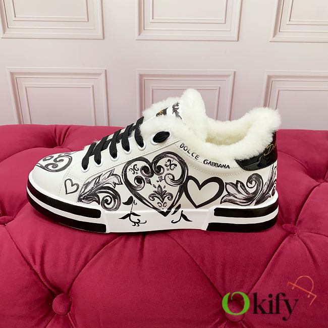 Okify Dolce & Gabbana Love Black Sneakers - 1