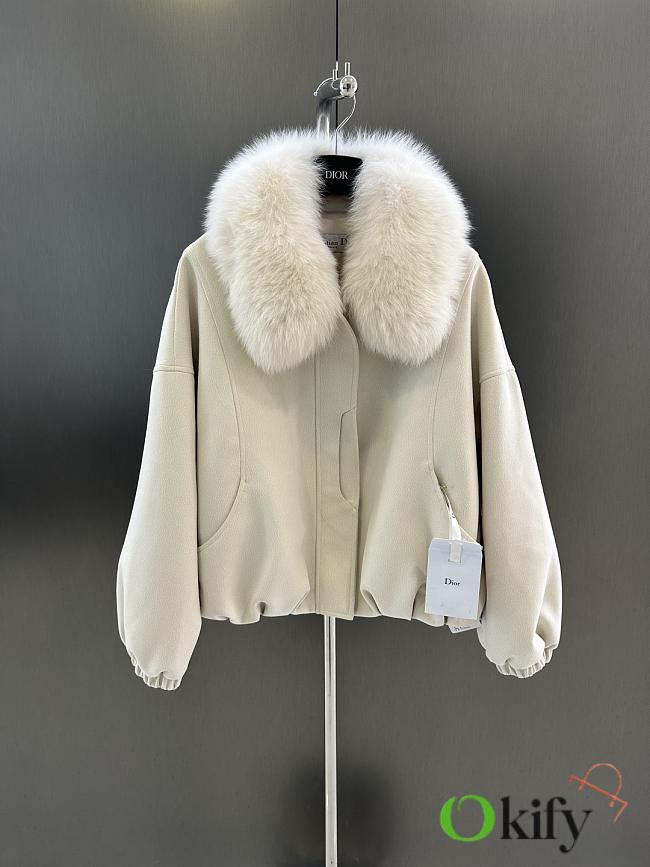 Okify Dior White Goose Down Jacket With Detachable Fox Fur Collar  - 1