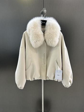 Okify Dior White Goose Down Jacket With Detachable Fox Fur Collar 