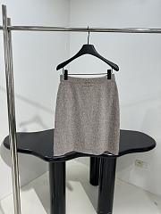 Okify MiuMiu Set Of Gray Wool Cardigan And Skirt - 2