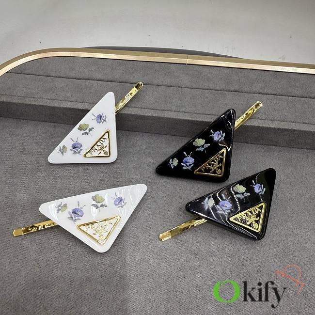 Okify Prada Set Of 2 Black/White Triangle Hair Clip - 1
