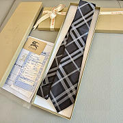 Okify Burberry Black Jacquard Silk Tie - 1