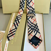 Okify Burberry Beige Jacquard Silk Tie - 5