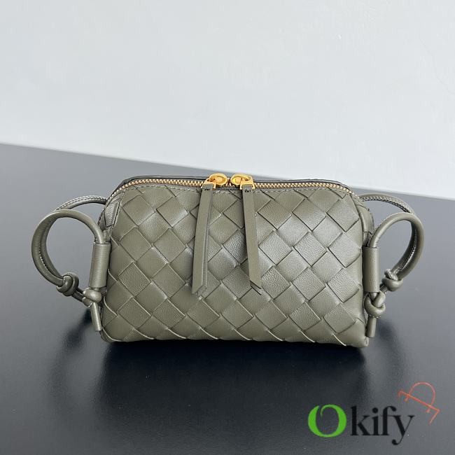 Okify Bottega Veneta Concert Pouch Intrecciato Bag In Olive Green 18.5x11.5x8.5cm - 1