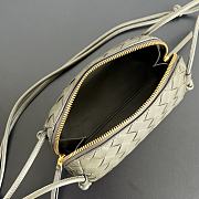 Okify Bottega Veneta Concert Pouch Intrecciato Bag In Olive Green 18.5x11.5x8.5cm - 6