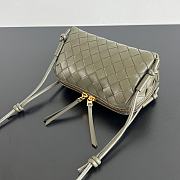 Okify Bottega Veneta Concert Pouch Intrecciato Bag In Olive Green 18.5x11.5x8.5cm - 4