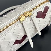 Okify Bottega Veneta Concert Pouch Intrecciato Bag In White With Red Heart 18.5x11.5x8.5cm - 4