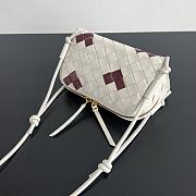 Okify Bottega Veneta Concert Pouch Intrecciato Bag In White With Red Heart 18.5x11.5x8.5cm - 6