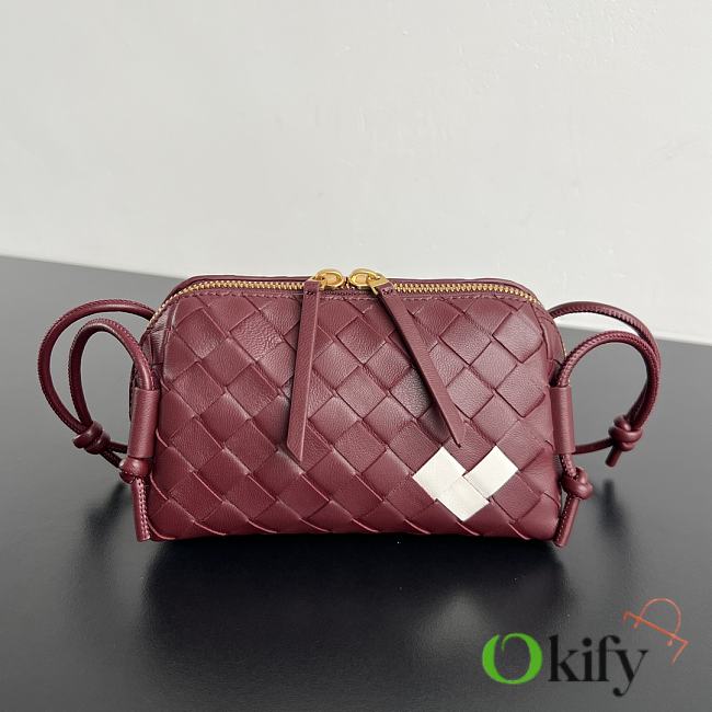Okify Bottega Veneta Concert Pouch Intrecciato Bag In Red With White Heart 18.5x11.5x8.5cm - 1