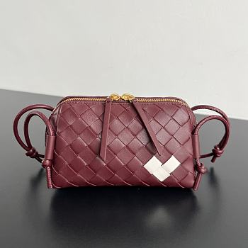 Okify Bottega Veneta Concert Pouch Intrecciato Bag In Red With White Heart 18.5x11.5x8.5cm
