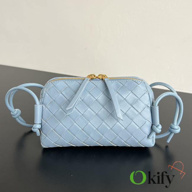 Okify Bottega Veneta Concert Pouch Intrecciato Bag In Blue 18.5x11.5x8.5cm - 1