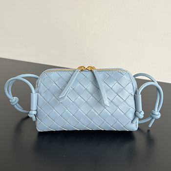 Okify Bottega Veneta Concert Pouch Intrecciato Bag In Blue 18.5x11.5x8.5cm