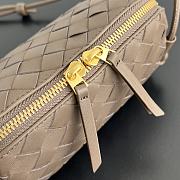 Okify Bottega Veneta Concert Pouch Intrecciato Bag In Light Brown 18.5x11.5x8.5cm - 5