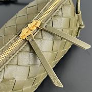 Okify Bottega Veneta Concert Pouch Intrecciato Bag In Dark Olive Green 18.5x11.5x8.5cm - 2