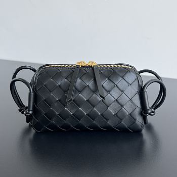 Okify Bottega Veneta Concert Pouch Intrecciato Bag In Black 18.5x11.5x8.5cm
