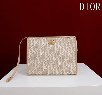 Okify Dior 30 Montaigne Dea Pouch In Beige Oblique 30cm