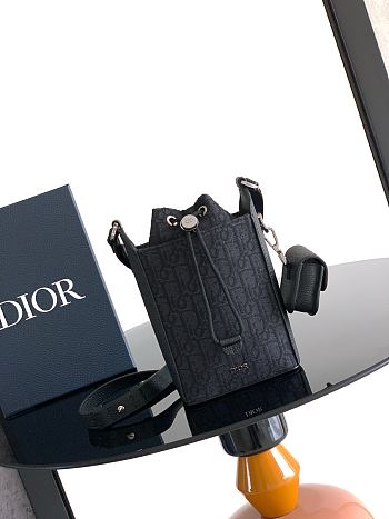 Okify Dior Mini Bucket Bag In Black Oblique And Calfskin For Men 22x13.5x7cm