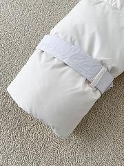 Okify Fendi White Wool Collar Ski Jacket Down Jacket Unisex - 3