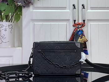 Okify Louis Vuitton Soft Trunk Bag In Black Taurillon M55702 18.5x13x8cm