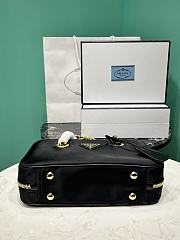 Okify Prada Vintage Nylon Bag In Black 1BB121 25x15x7.5cm - 3