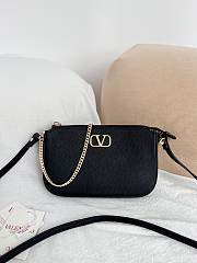 Okify Valentino Vlogo Signature Bag In Black Calfskin 21.5x13x3cm - 1