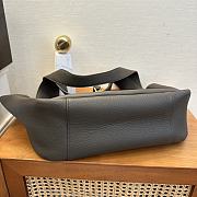 Okify YSL LE 5 À 7 Bea Bag In Light Musk Grained Leather 50x28x18cm - 3