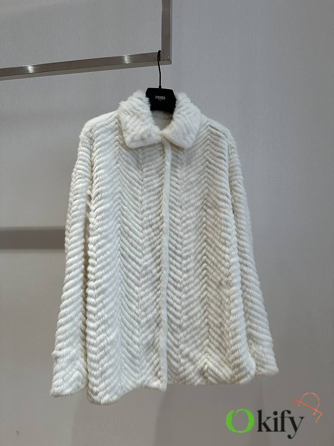 Okify Fendi White Mink Fur Coat  - 1