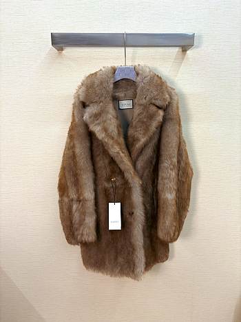 Okify Gucci Brown Fur Coat 