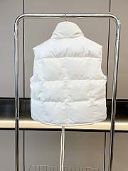 Okify Moncler Arques White Sleeveless Down Jacket For Women - 4