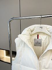 Okify Moncler Arques White Sleeveless Down Jacket For Women - 2