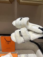 Okify Hermes White Wool Slides 26534 - 2