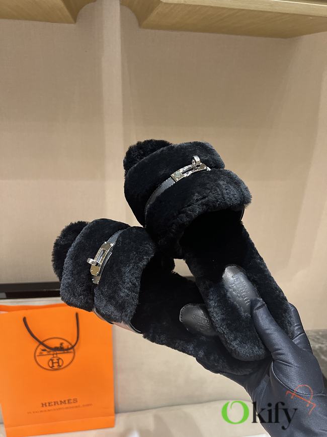 Okify Hermes Black Wool Slides 26535 - 1