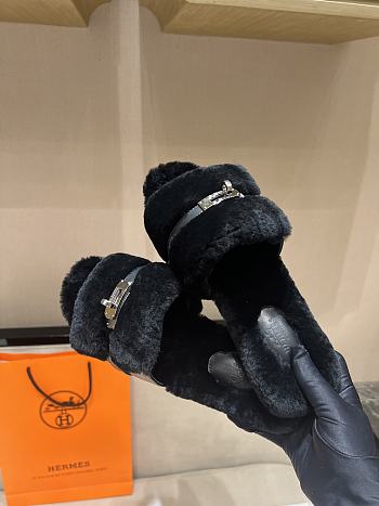 Okify Hermes Black Wool Slides 26535