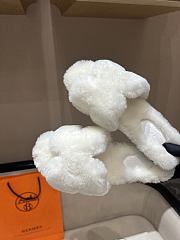 Okify Hermes White Wool Slides 26539 - 1